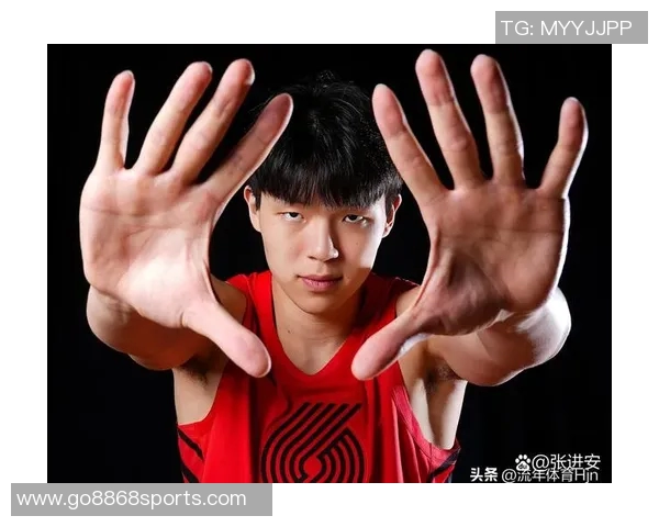 杨瀚森谈投篮失误原因称手感波动与腿部状态良好有关