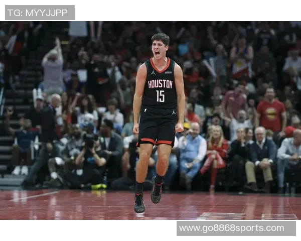 乌度卡强调球队需减少持球时间积极吸引防守创造更多空位机会