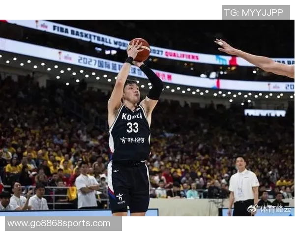 李贤重狂砍33分14篮板赛前准备充分解说员称其为比赛关键人物 李贤重狂砍33分14篮板赛前准备充分解说员称其为比赛关键人物